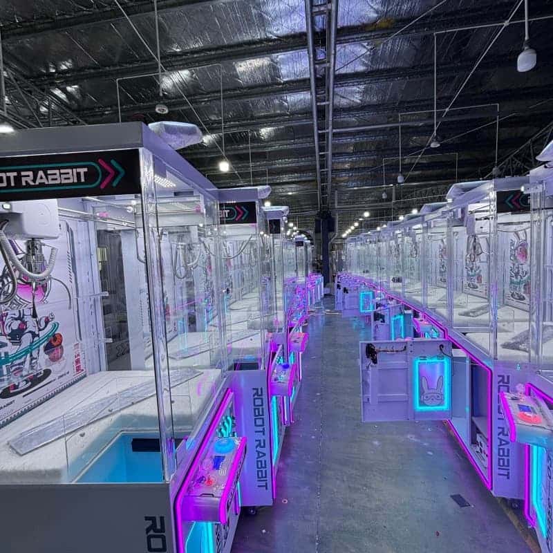 OEM/ODM Claw Machines, Gashapon Machines & Vending Machines | Guangzhou Fanhong Factory