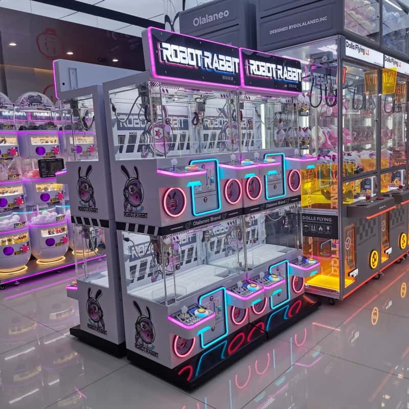 Shopping Mall Atrium···