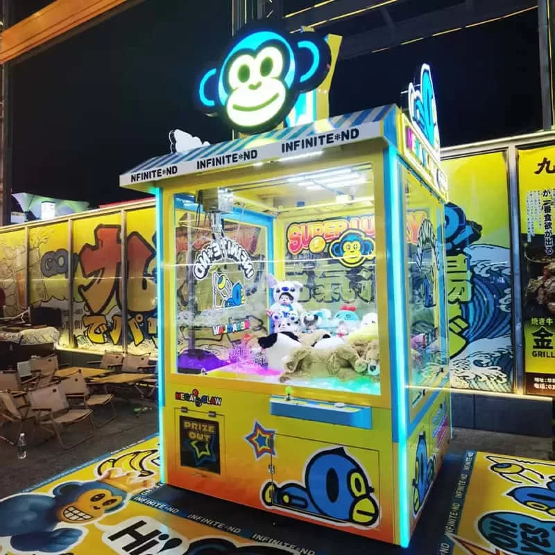 Large Metal Claw Machine