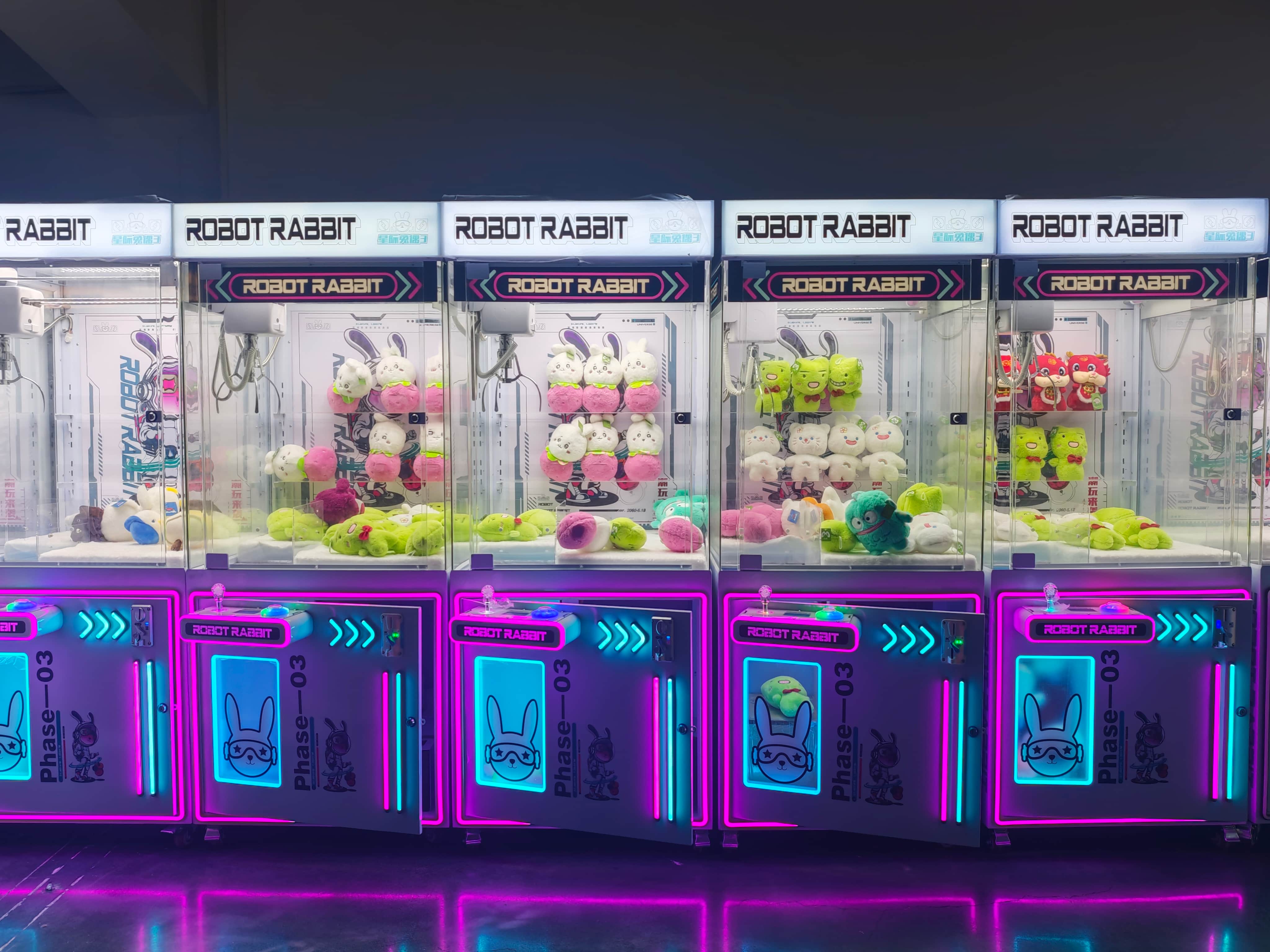COSMIC RABBIT 3 Claw Machine: Fun & Durable Toy Claw Machine for Arcades, Malls & Events